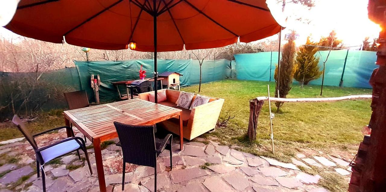 Tiny House In The City Praga Exterior foto